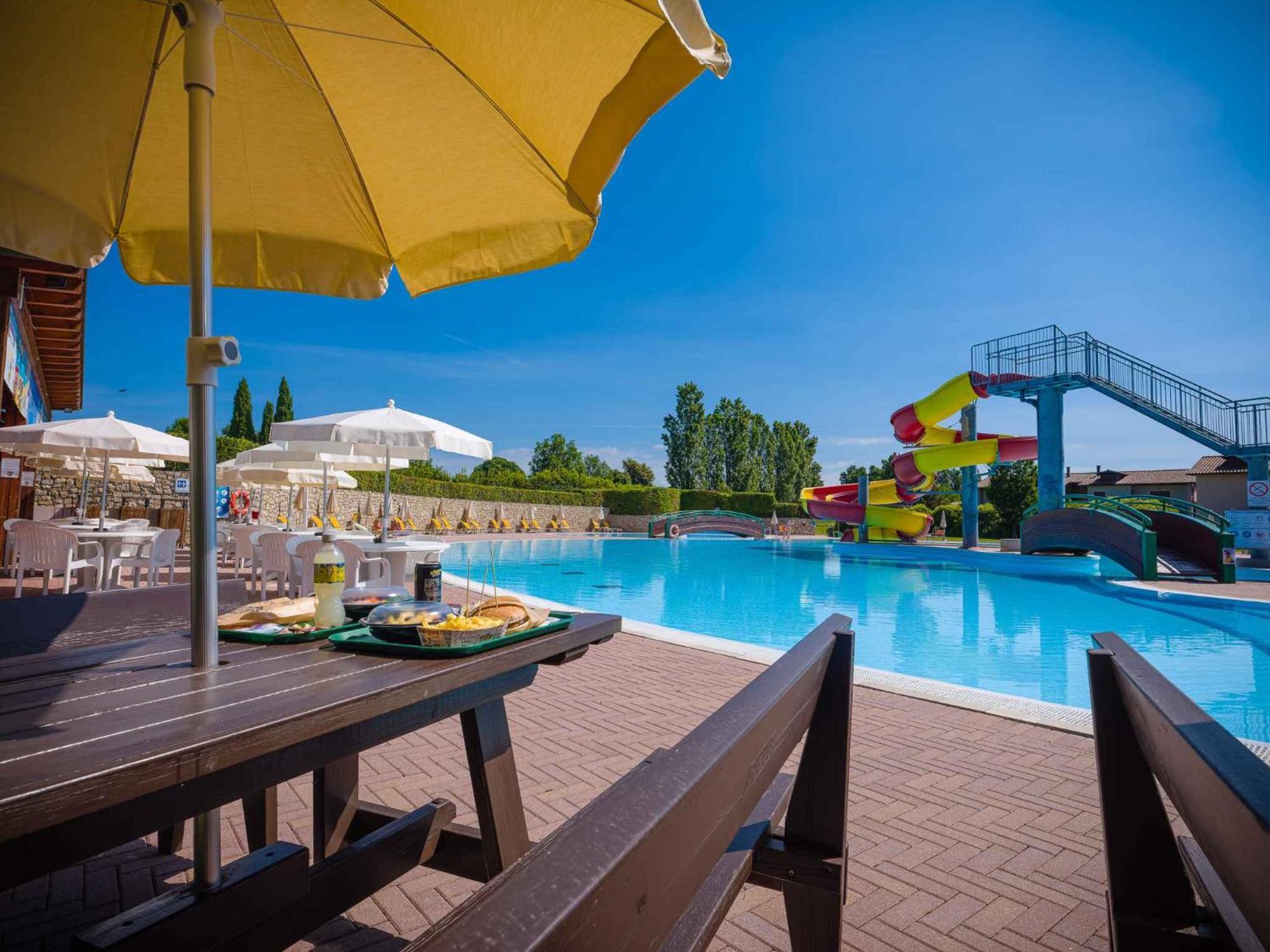 Apartment In Peschiera Del Garda 22085 외부 사진